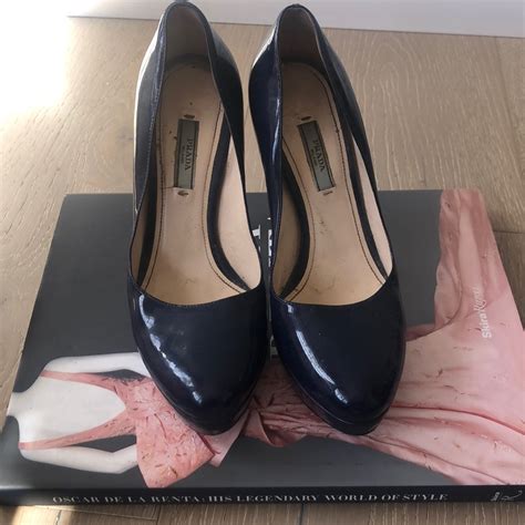 prada navy patent pumps|Prada.